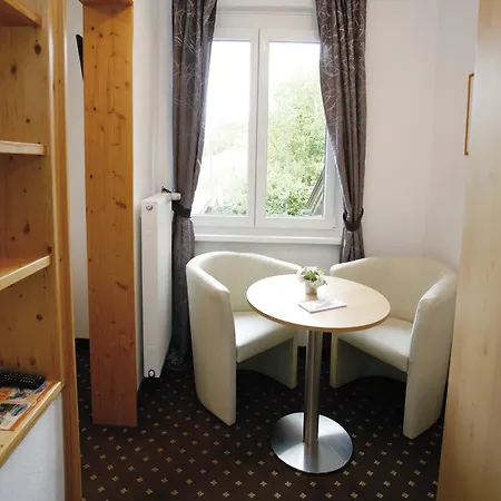 Hotel Diana 3*