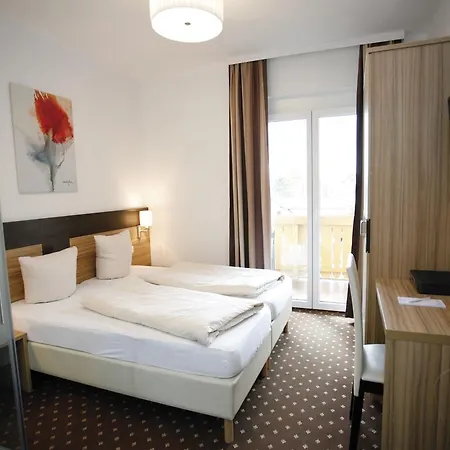 Hotel Diana Portschach am Woerthersee